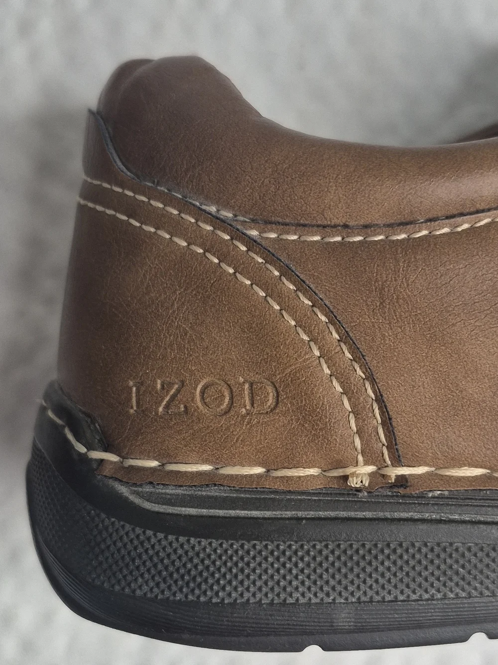 IZOD Mens Brown Slip-On Loafers Contrast Stitching Rubber Sole Round Toe